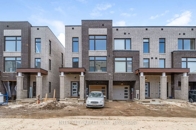 38 - 12 Queenpost Drive
