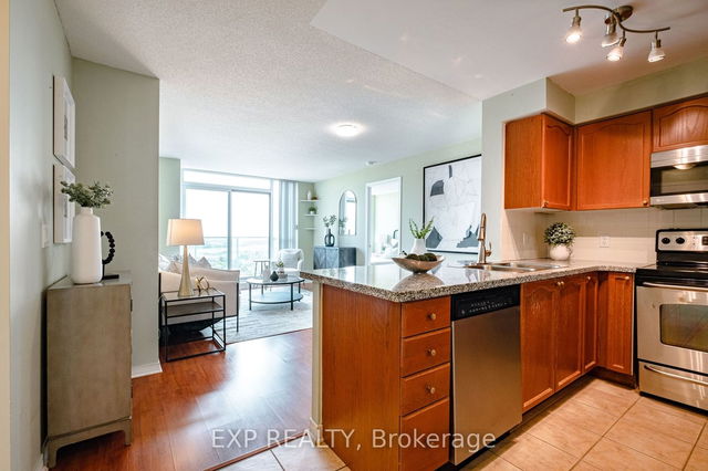 PH7 - 4889 Kimbermount Avenue