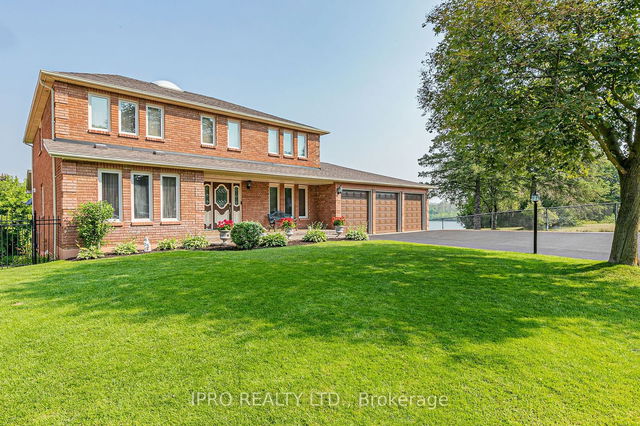 24 Brookbank Court