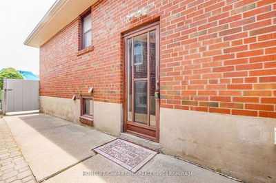 65 Whitburn Cres, Toronto - Downsview-Roding-CFB image-0-1