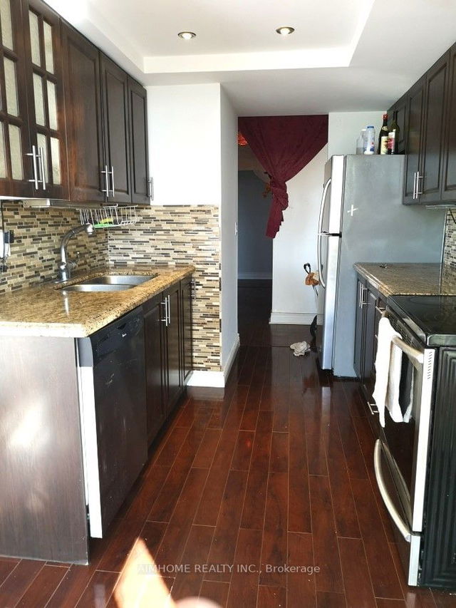 402 - 350 WEBB Drive