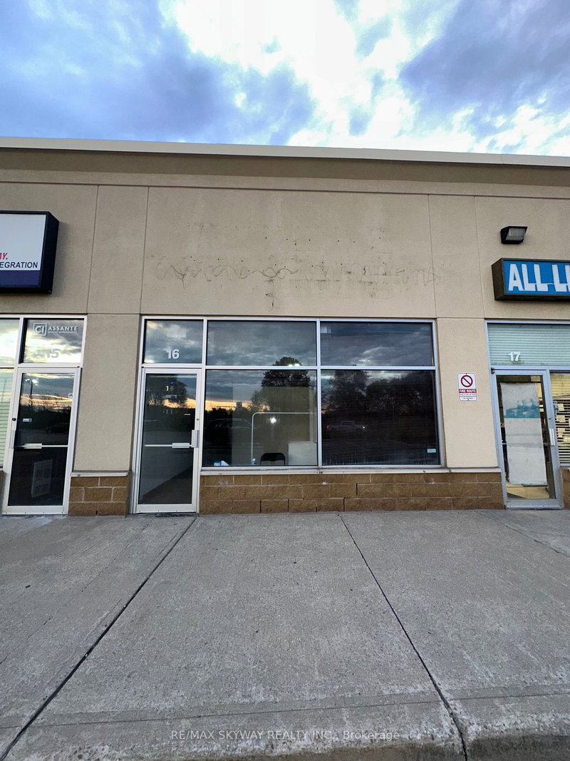 16 - 6980 Maritz Dr, Mississauga, L5W 1Z3 | Image 2
