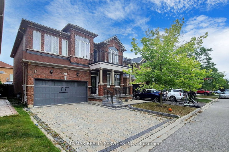 41 Amaranth Cres, Brampton, L7A 0L4 | Image 2