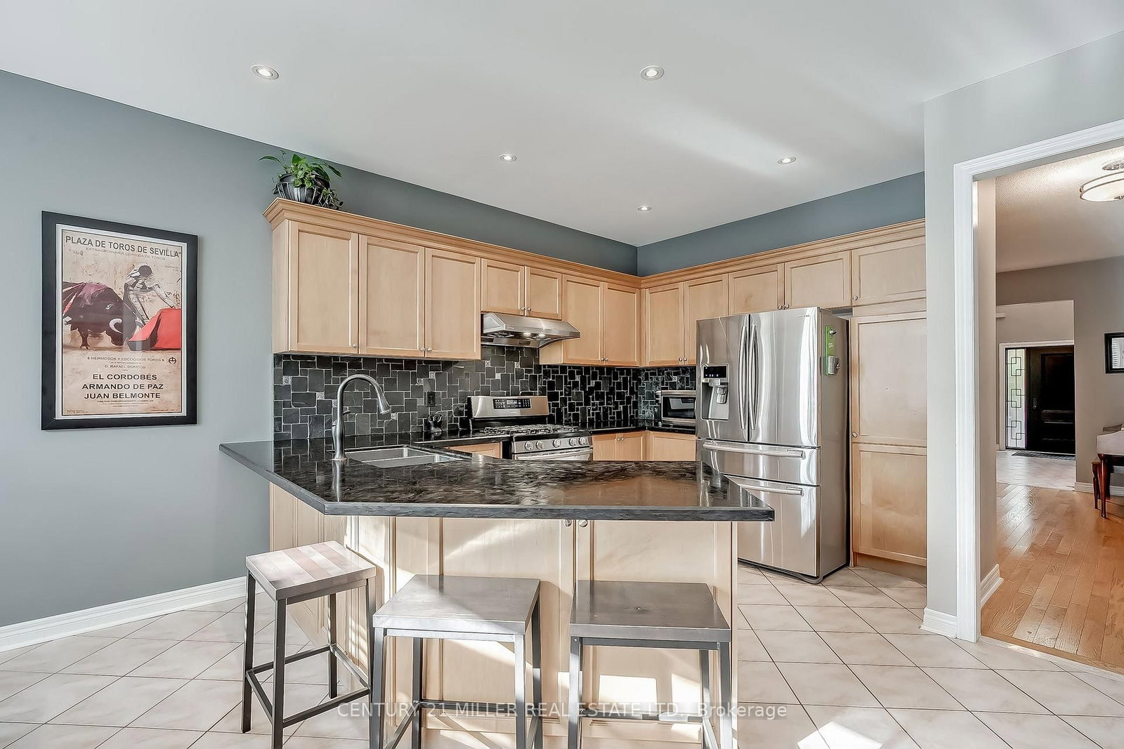 Listing Image 7