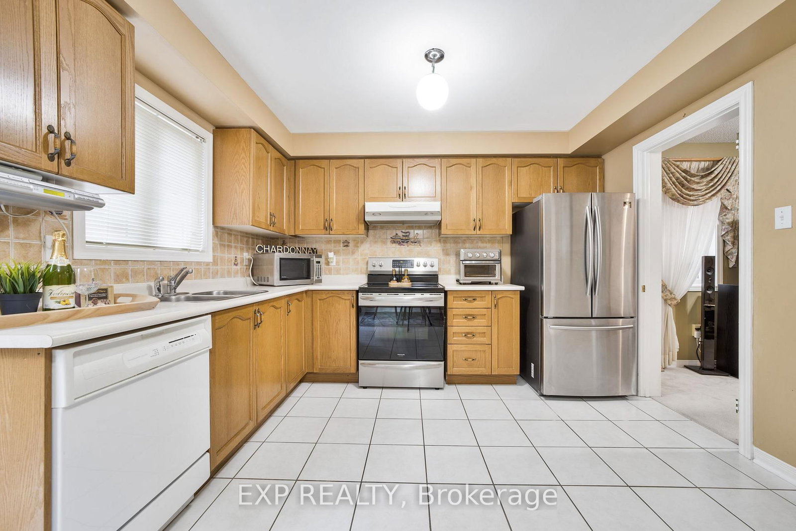 Listing Image 19