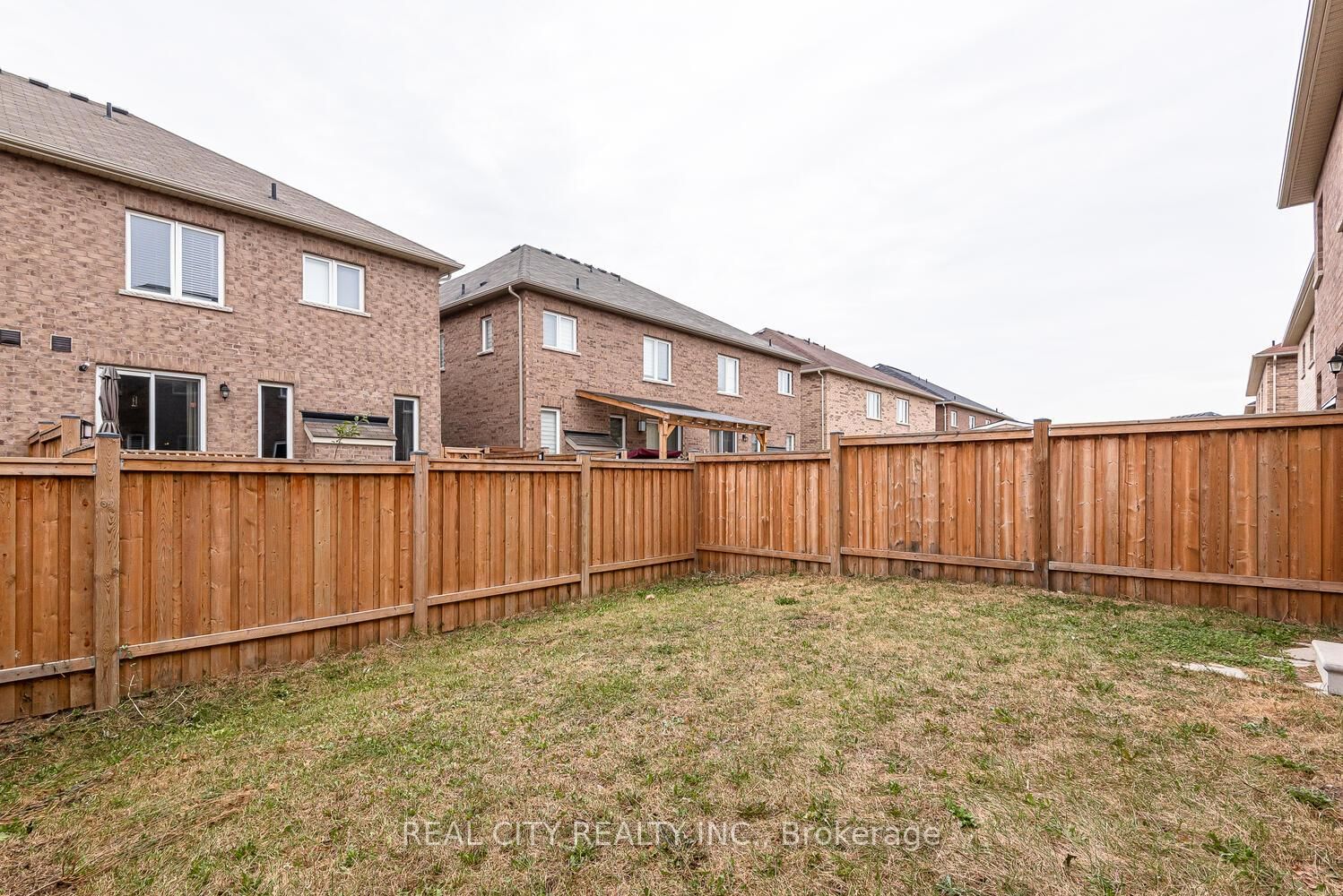 Listing Image 40