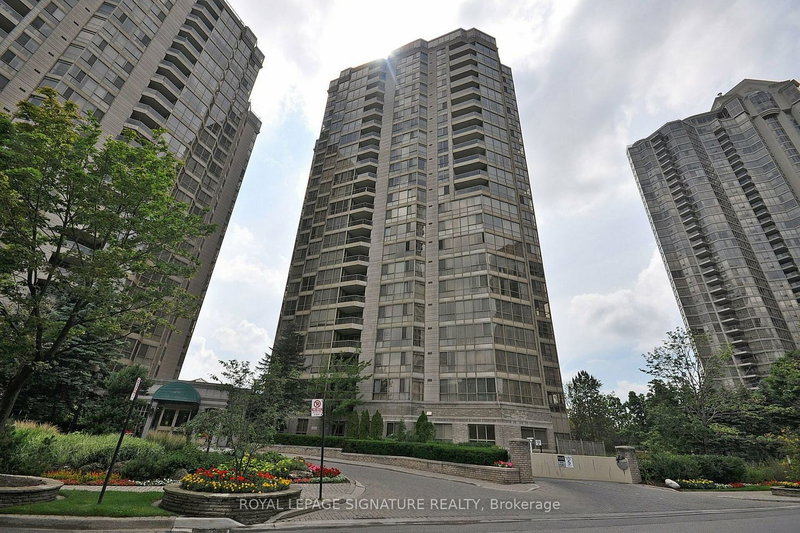 Ph7 - 55 Kingsbridge Garden Circ, Mississauga, L5R 1Y1 | Image 2