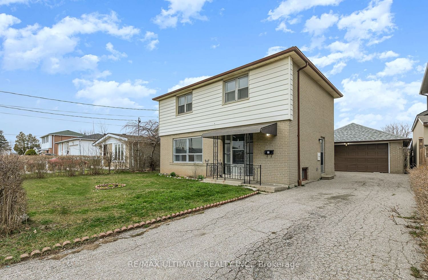 Listing Image 0