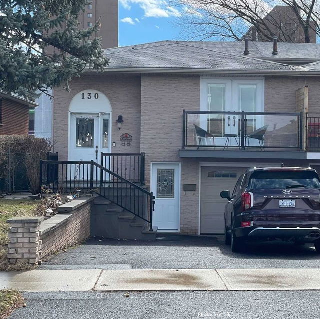 130 Surbray Grove