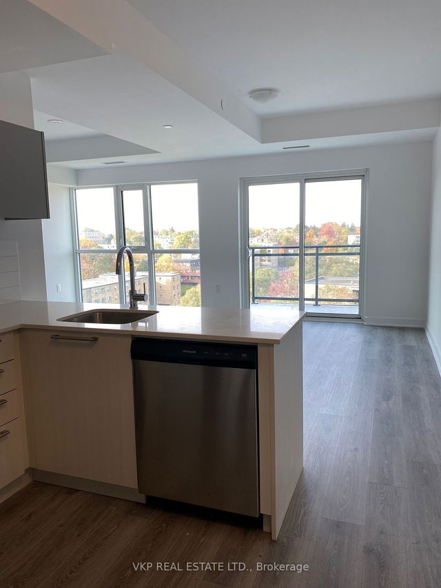 1005 - 25 Neighbourhood Lane