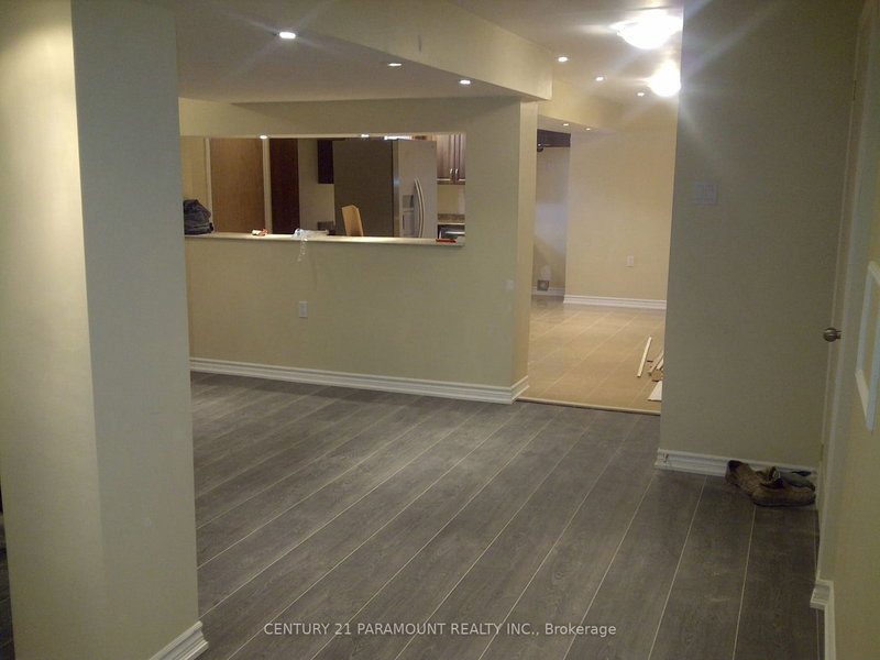 39 Laurentide Cres, Brampton, L6P 1Y3 | Image 3