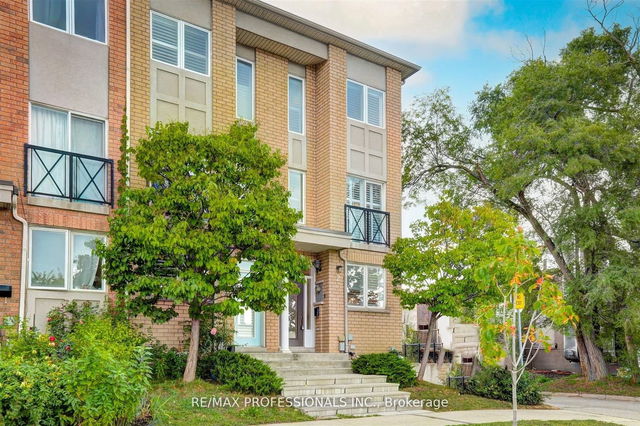 2 Market Garden Mews