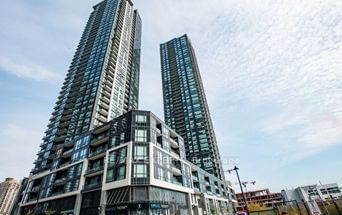 1709 - 510 Curran Place