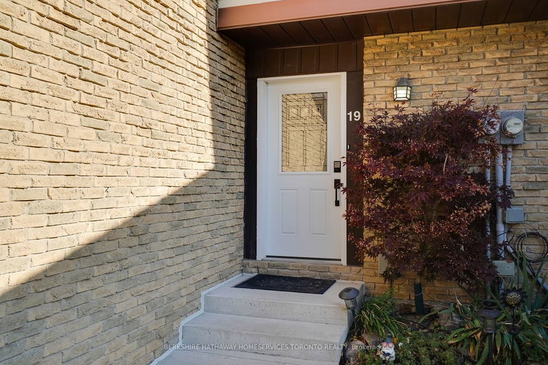 19 - 6779 Glen Erin Dr, Mississauga, L5N 2C1 | Image 3