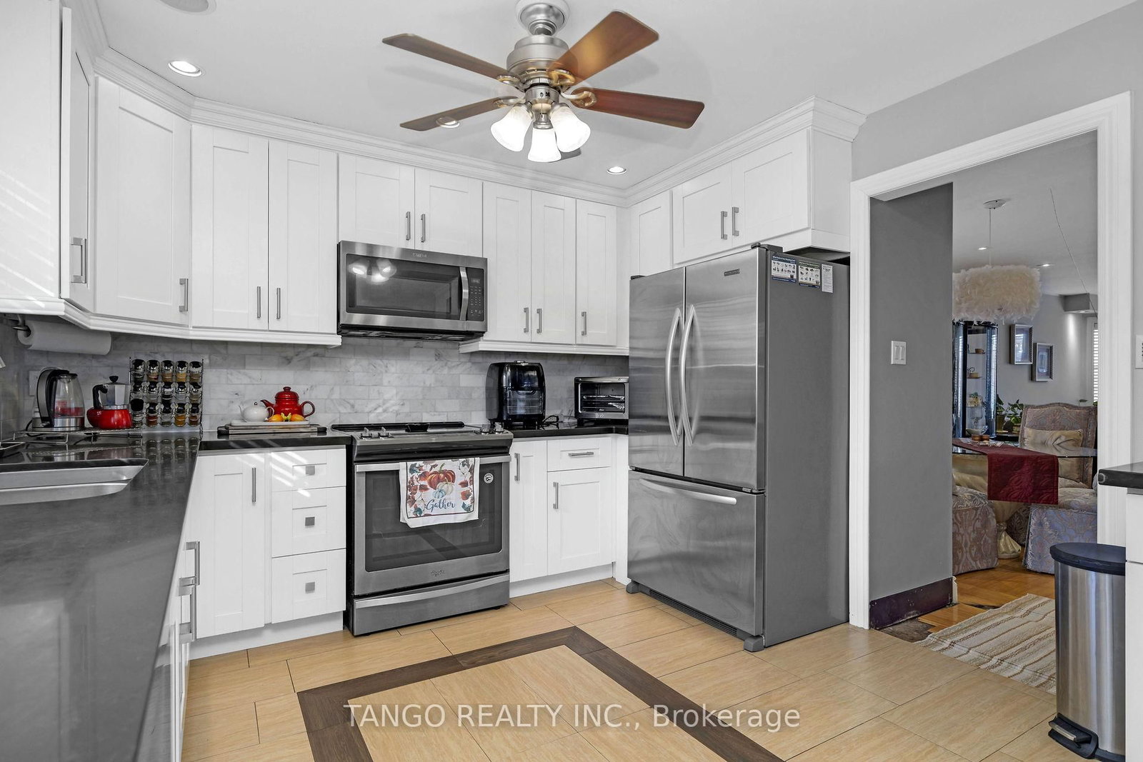 Listing Image 7