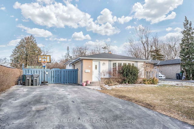 46 Deloraine Drive