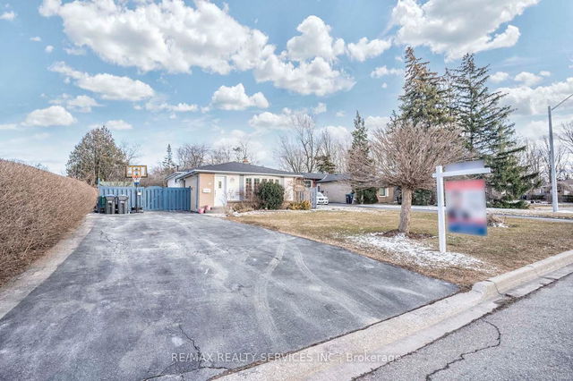 46 Deloraine Drive