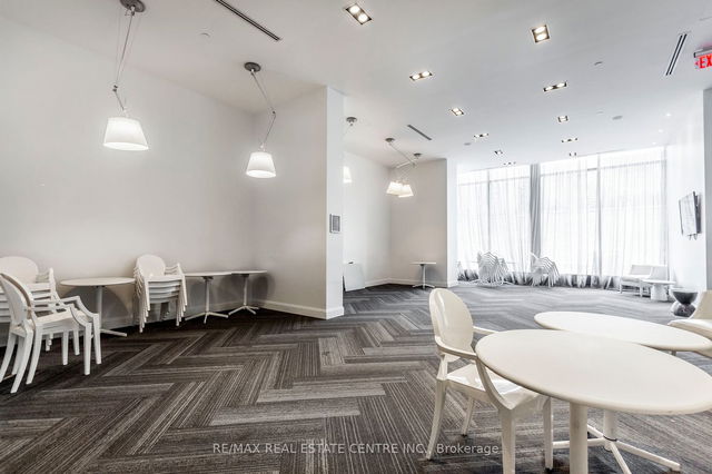 1712 - 90 Park Lawn Road