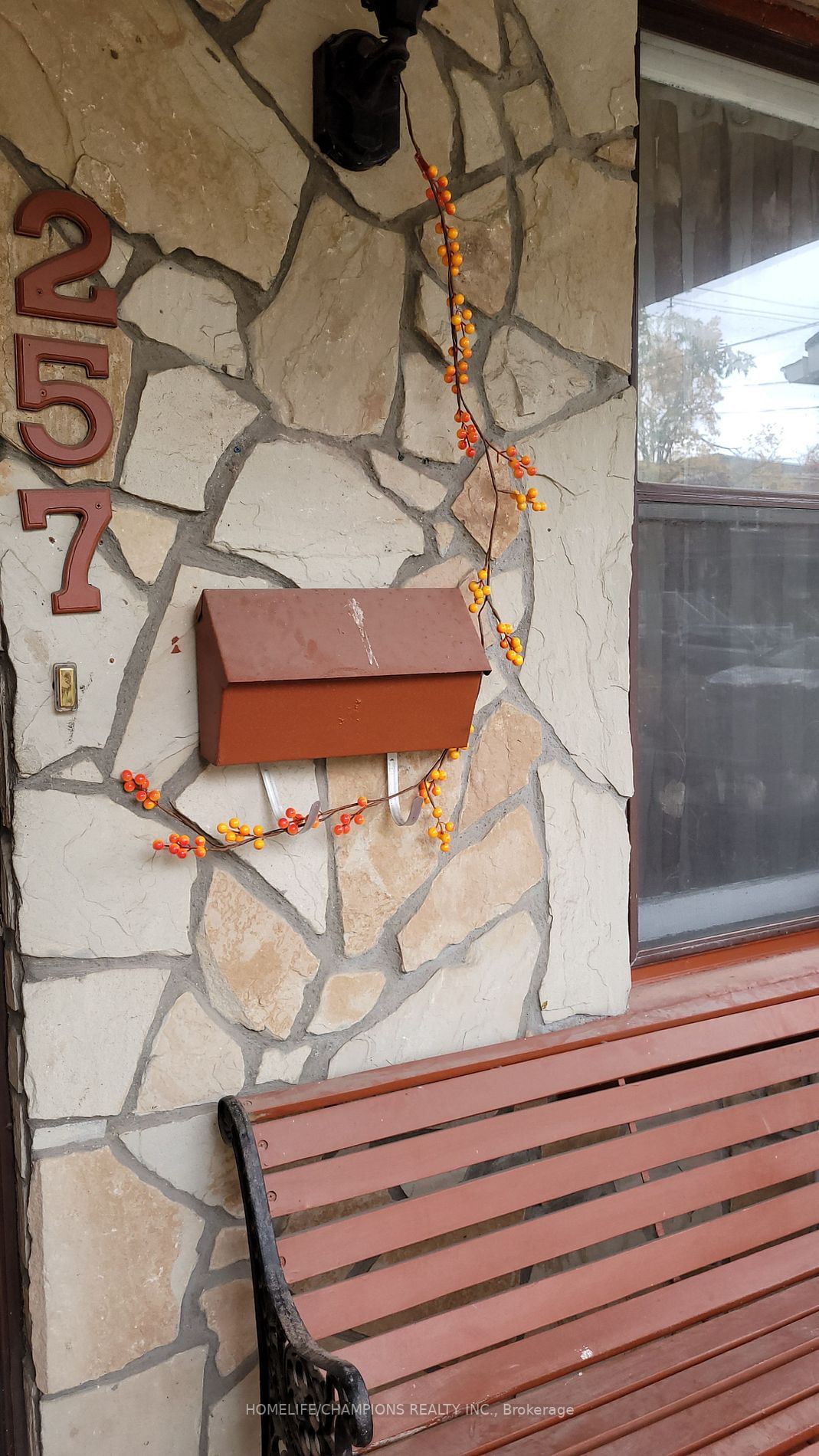 Listing Image 3