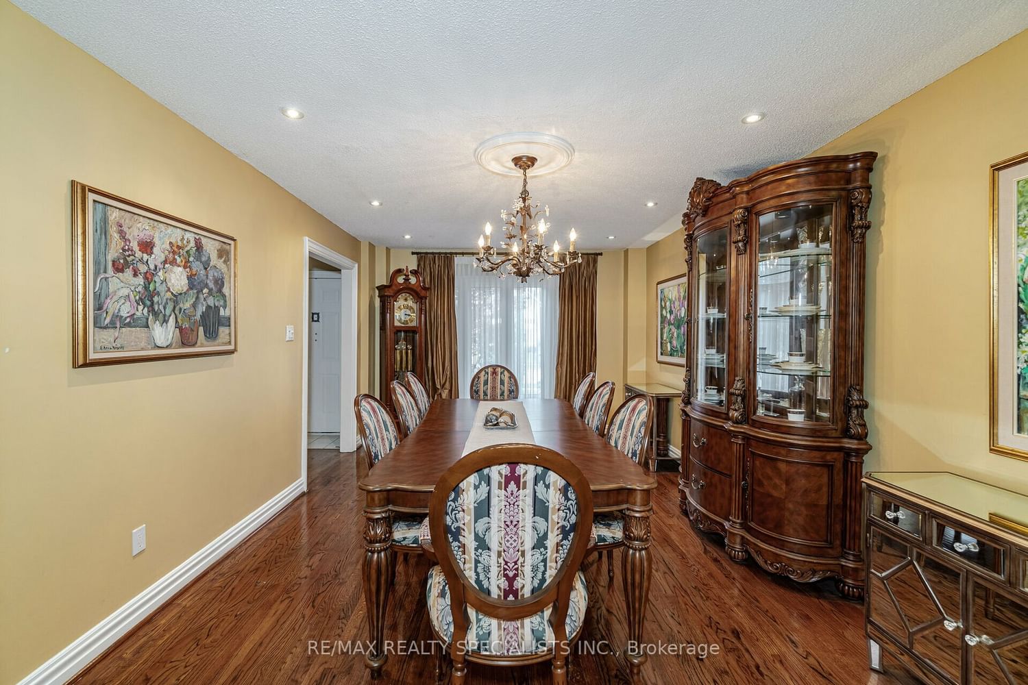 Listing Image 13