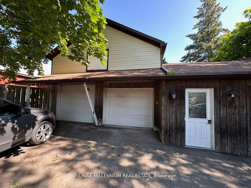 51 Main St N, Milton, L0P 1B0 | Image 2