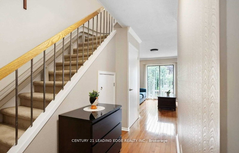 125 Ashridge Crt, Mississauga, L4Z 1K5 | Image 2