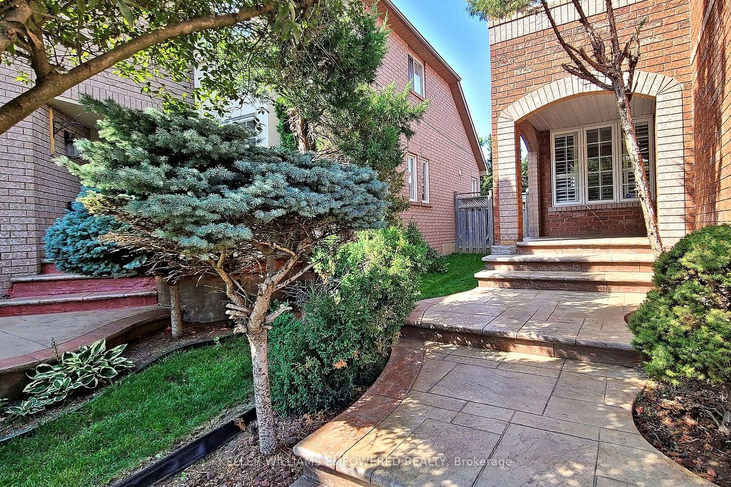 Listing Image 3