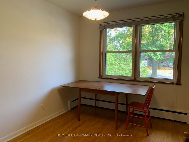 Main - 860 Francis Rd, Burlington, L7T 3Y2 | Image 2