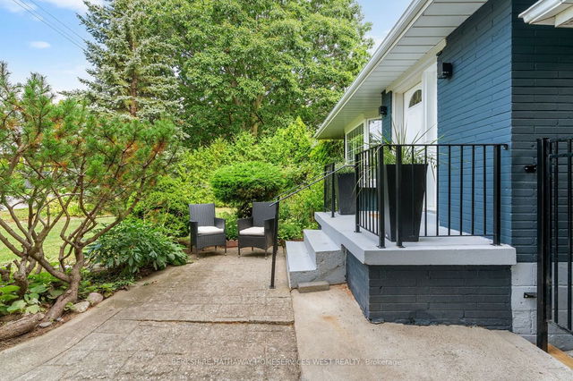 90 Great Oak Drive