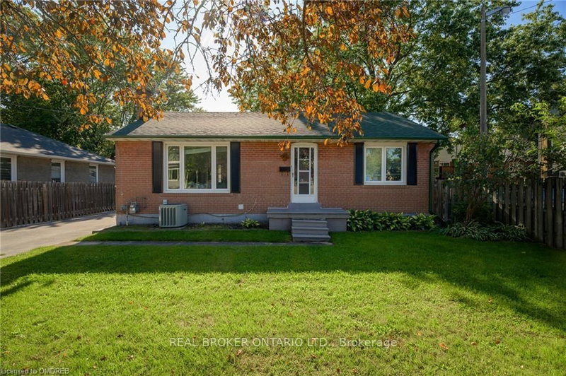 Lwr Lvl - 64 Florence Dr, Oakville, L6K 1V6 | Image 3