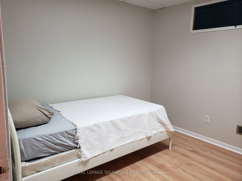 Bsmt - 1132 Queen St W, Mississauga, L5H 4K2 | Image 3