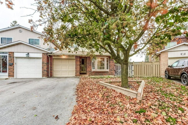 72 Norbert Rd, Brampton, L6Y 2K1 | Image 2