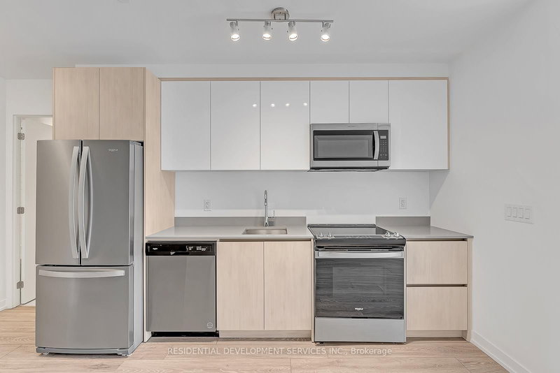 118 - 11 Maryport Ave, Toronto, M3M 0E2 | Image 2