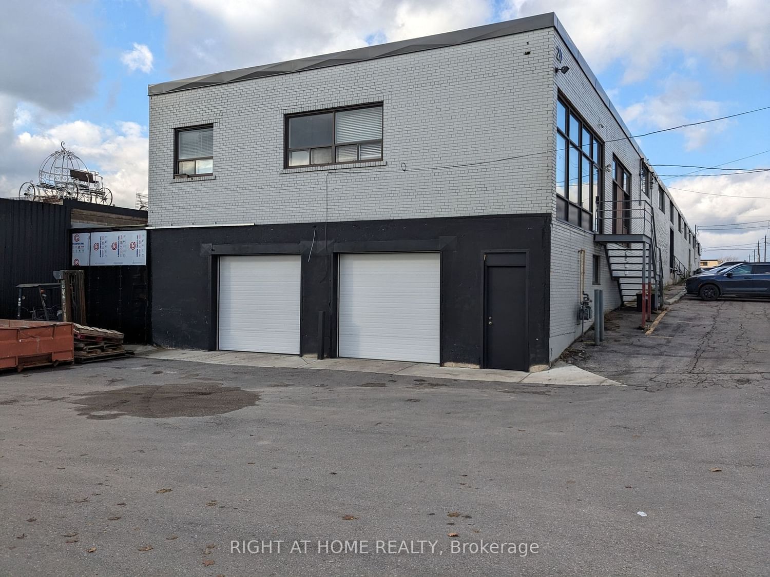 Industrial for lease at B-20 Sheffield Street, Toronto, Brookhaven-Amesbury, M6M 3E6 - MLS: W7284756