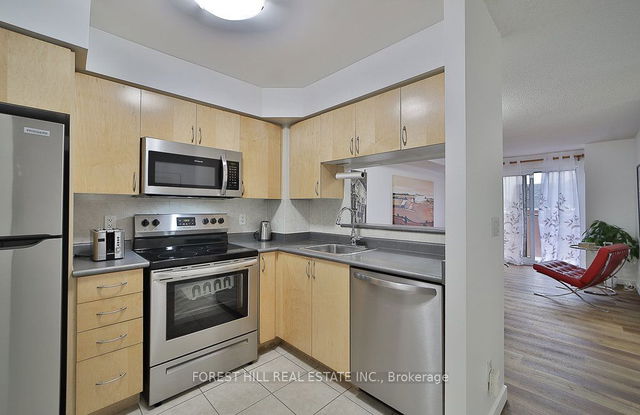 313 - 4 Elsinore Path