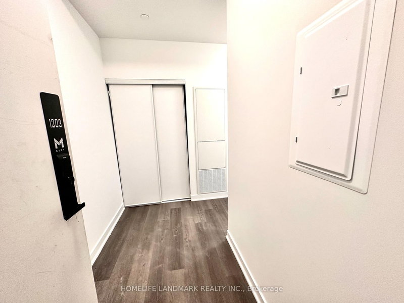 1203 - 3900 Confederation Pkwy, Mississauga, L5B 0M3 | Image 3