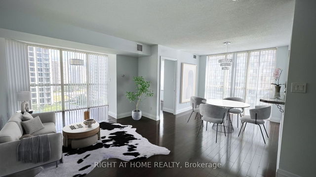 903 - 285 Enfield Place