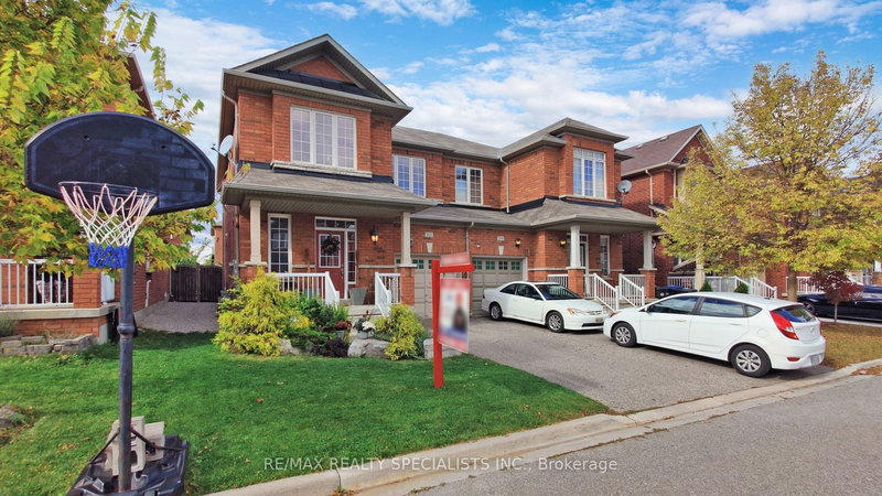 112 Amaranth Cres, Brampton, L7A 0L5 | Image 2