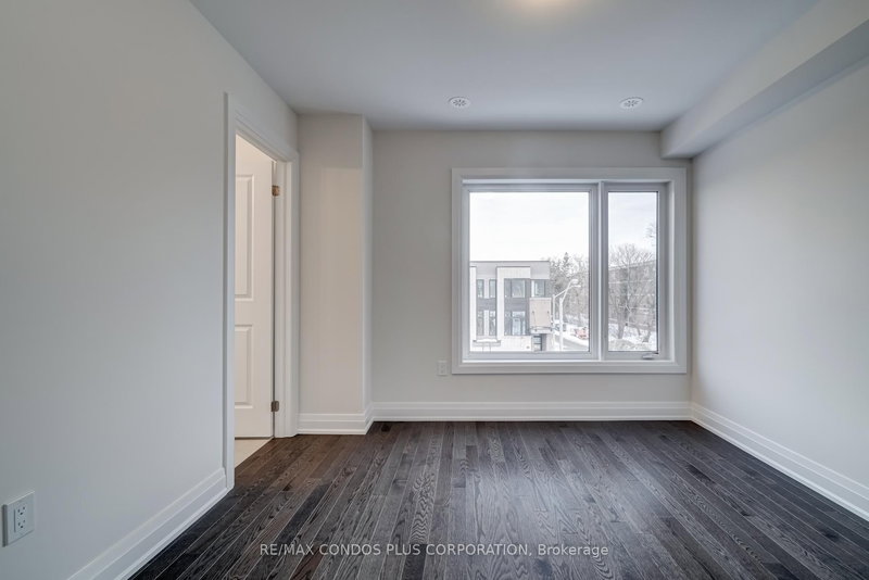 Upper - 4 Wild Rose Gdns, Toronto, M6L 1C7 | Image 3