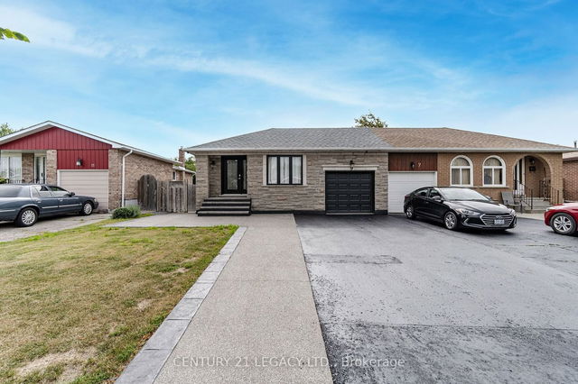 9 Mallard Crescent