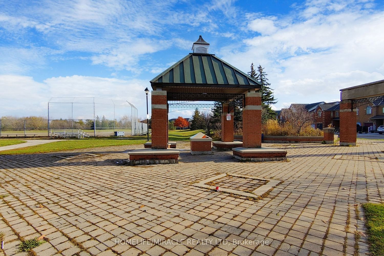 Listing Image 37