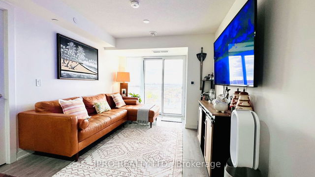 1602 - 10 Wilby Crescent