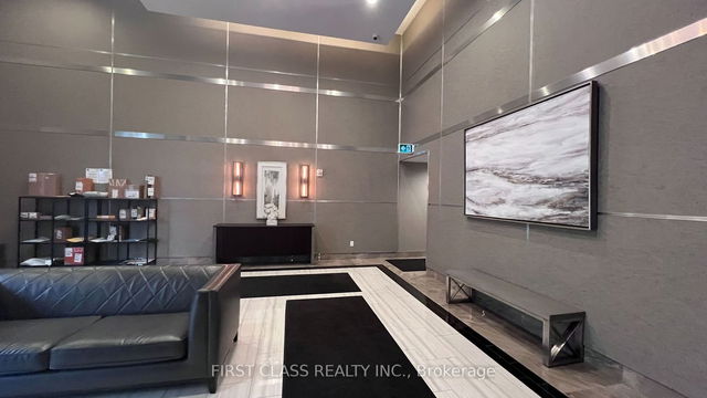 613 - 2490 Old Bronte Road