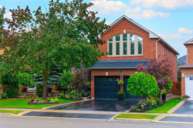 209 Cresthaven Road