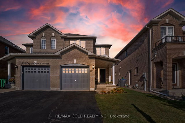 122 Crystalview Crescent