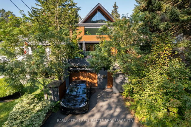 72 Ellis Park Road