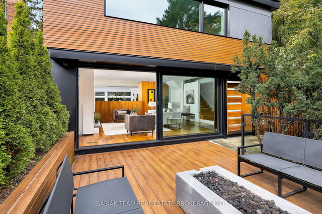 72 Ellis Park Road