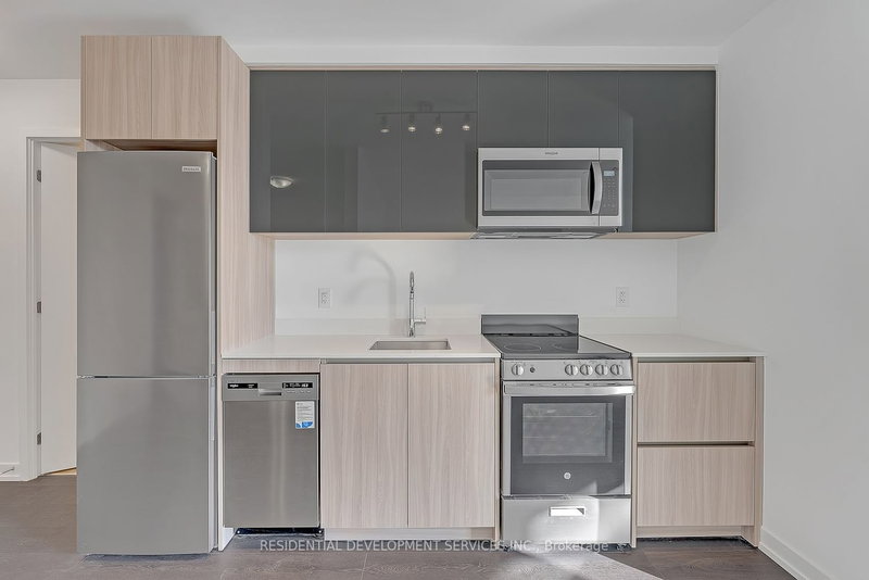 212 - 11 Maryport Ave, Toronto, M3M 0E2 | Image 2