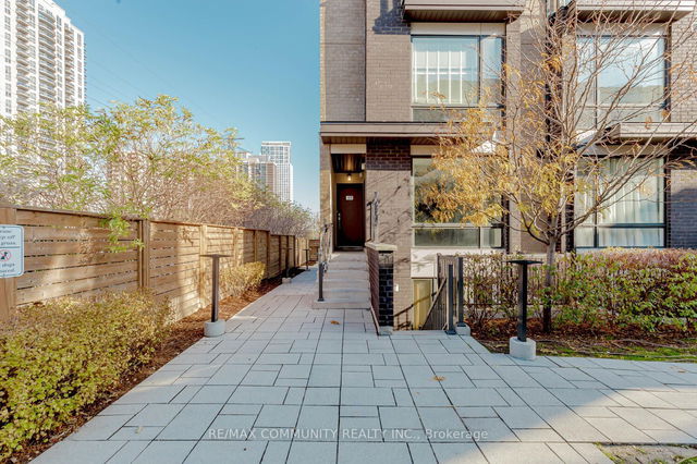 49 - 28 Fieldway Road