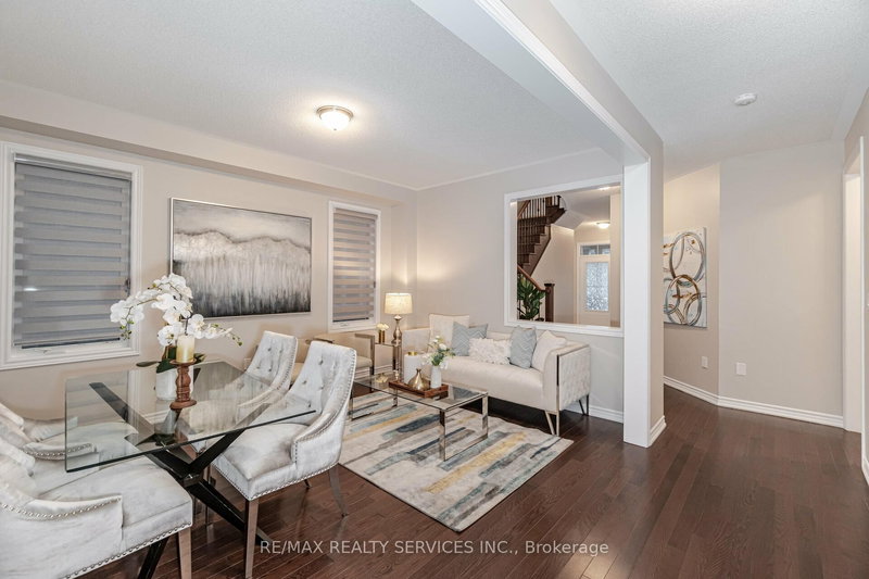 63 royal fern Cres, Caledon, L7C 4H1 | Image 2